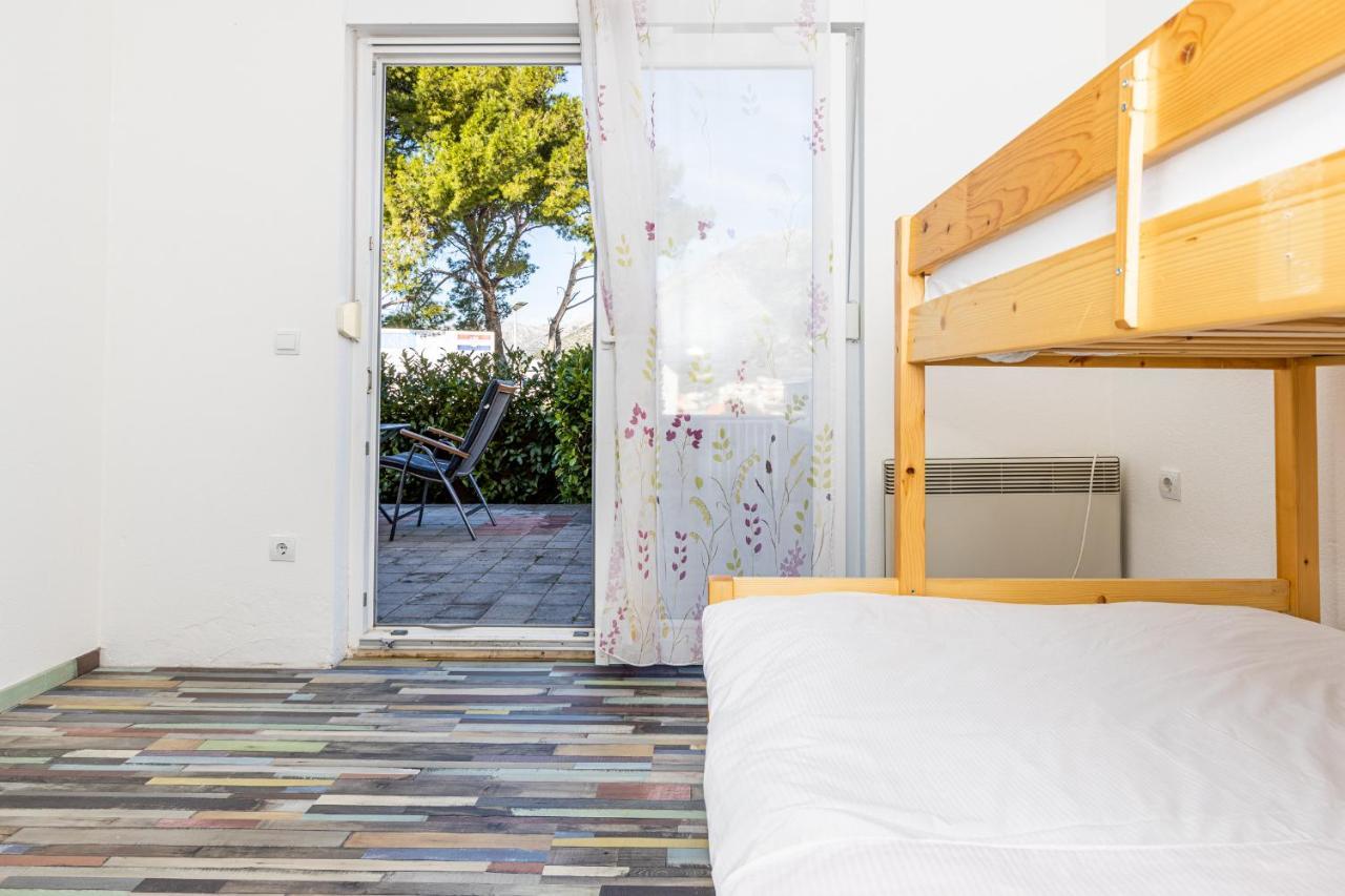 Spacious 2-Bedroom Apartment With Terrace And Parking Cavtat Exterior foto